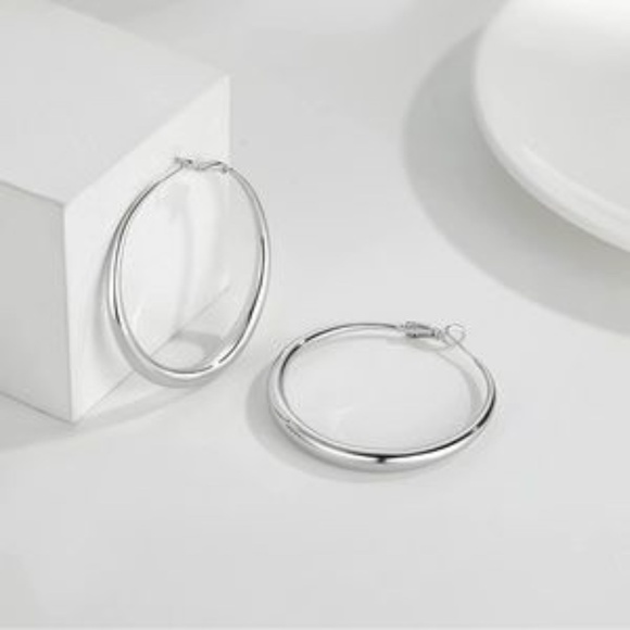 Silver 18k white Plated Chunky Hoop Earrings - Picture 1 of 3